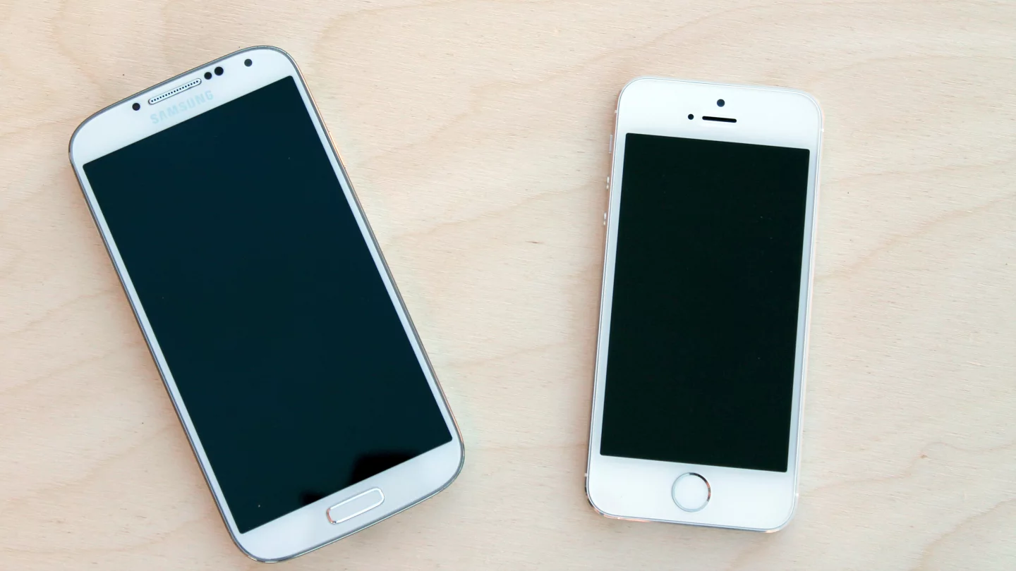 Do you like the Galaxy S4's bigger screen, or the iPhone 5s' more portable build?