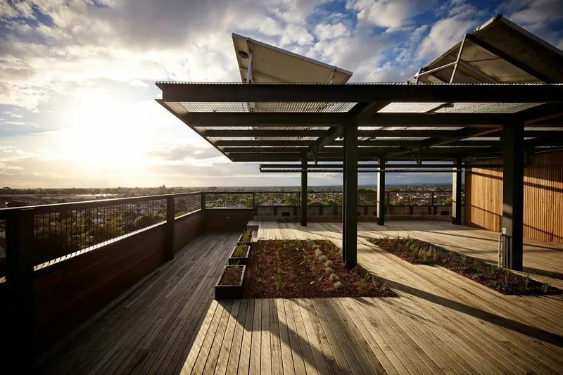 McLeod's exercise in reduction is evident all throughout the building, though it certainly doesn't detract from the raw, minimalist aesthetic (Photo: Michael Downes/UA Creative)