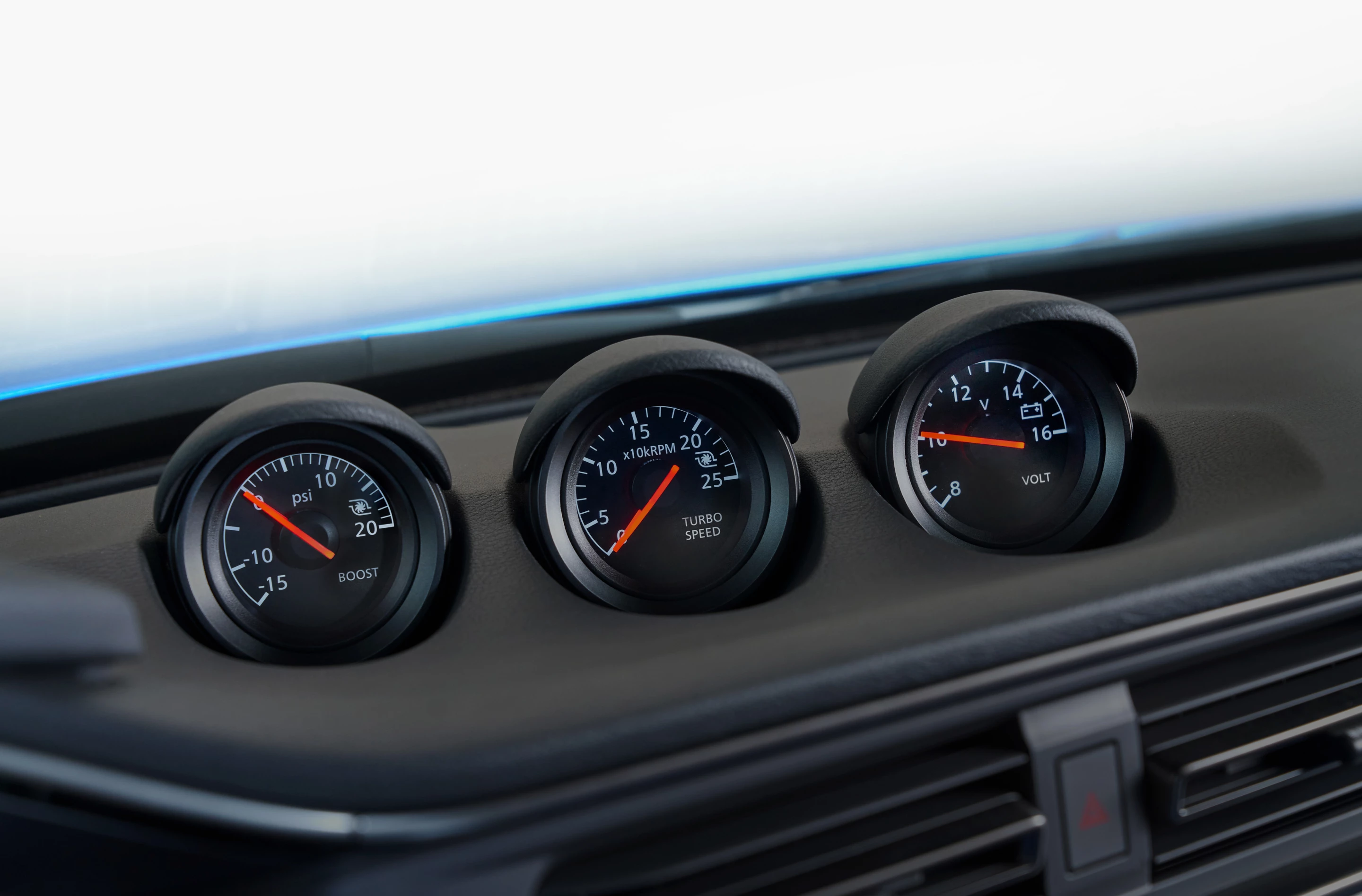 As with Z cars of generations past, the new Nissan Z will have "pop up" gauges available