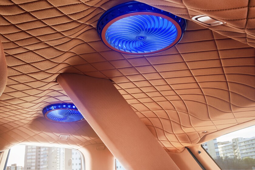 There's something called the "wellness shower" incorporated in the headliner (though Rinspeed hasn't gone into any further detail about precisely what that is)
