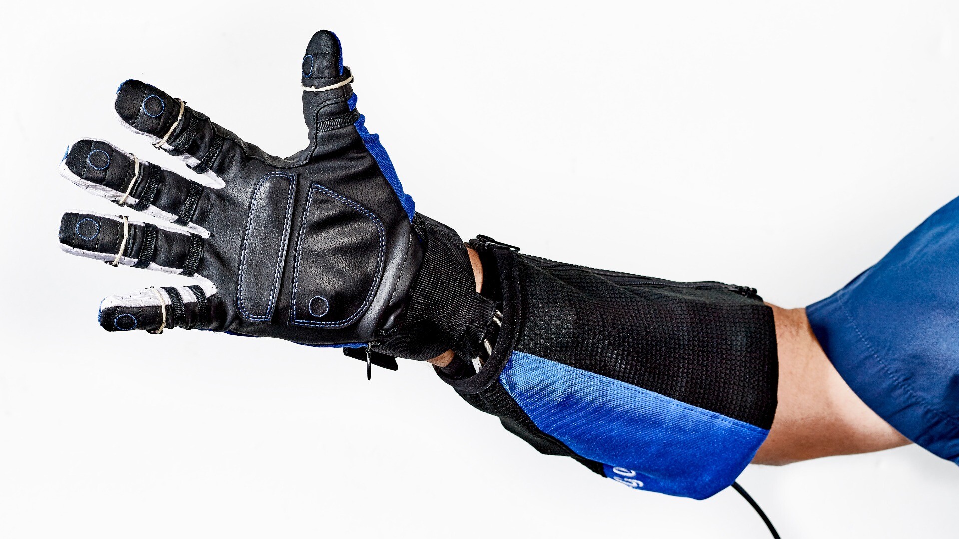 Robotic glove tech developed for space station finds use on terra firma