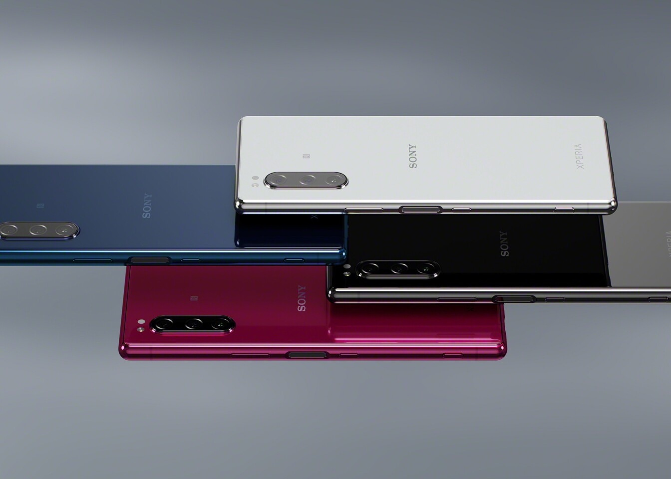 The Xperia 5 comes in four colors: black, blue, gray and red