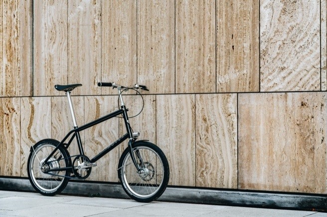 The Movea E-motion weighs in at just 12.9 kg