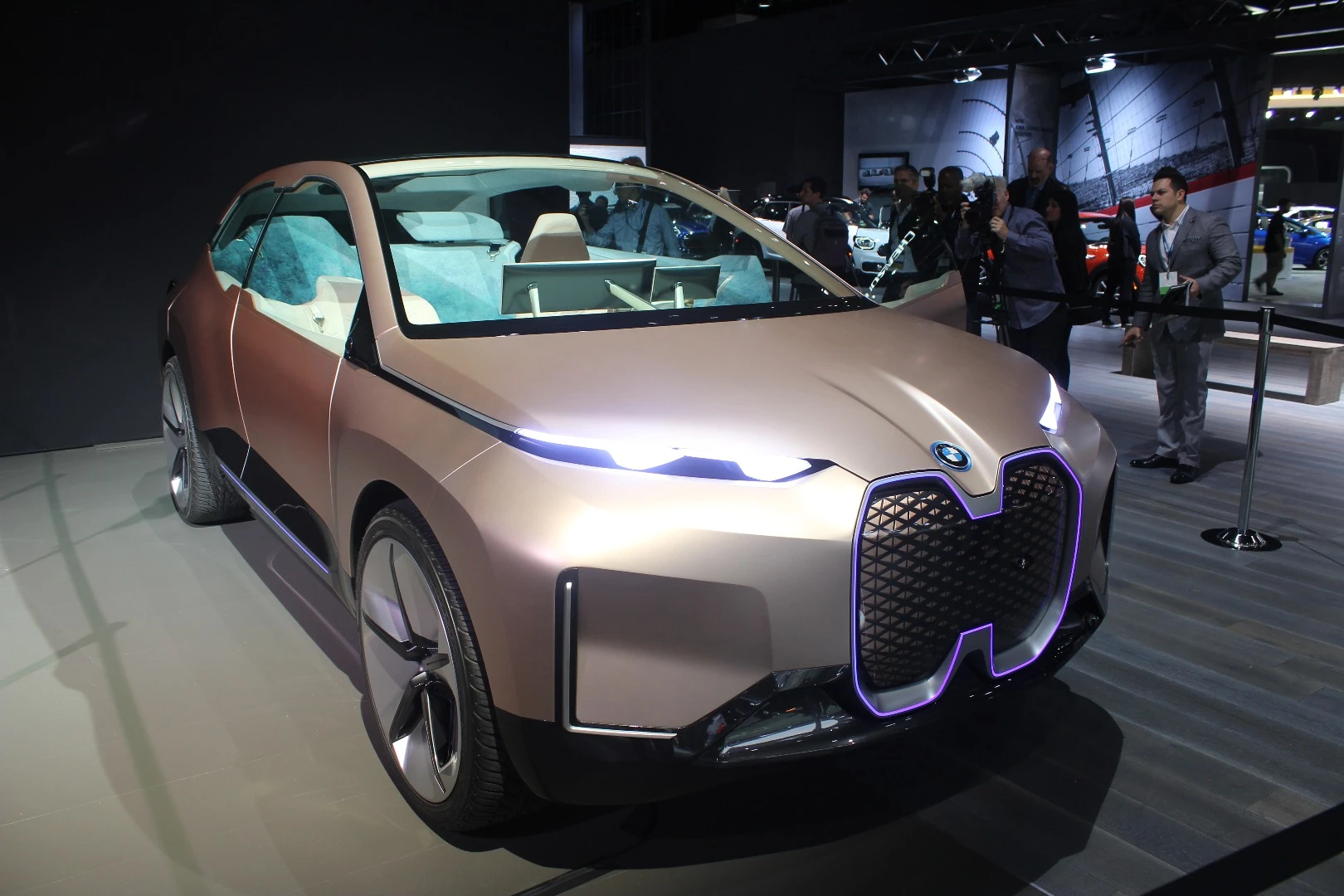 BMW Vision iNext at the 2018 LA Auto Show