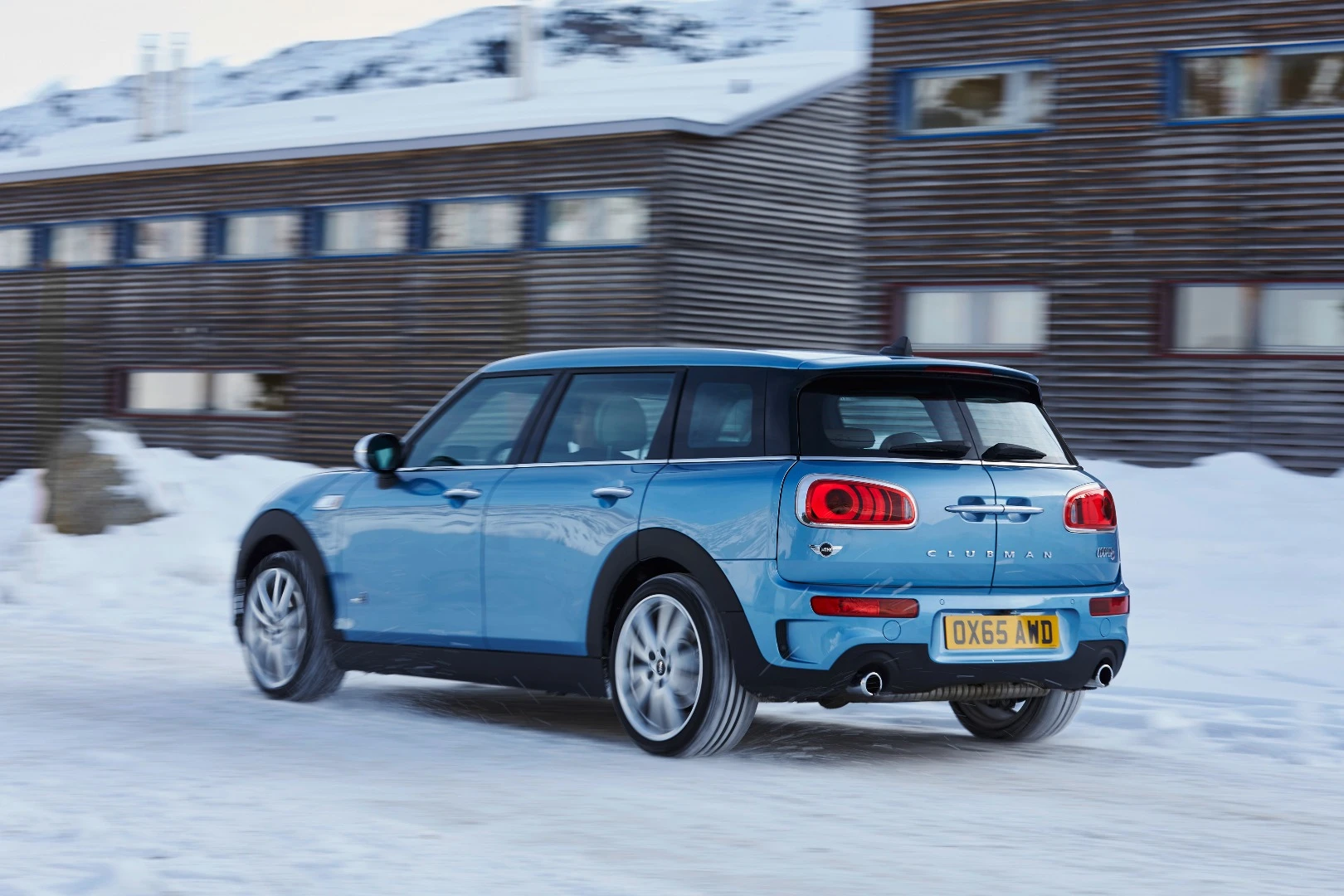 Mini adds ALL4 AWD to the Clubman and Clubman S