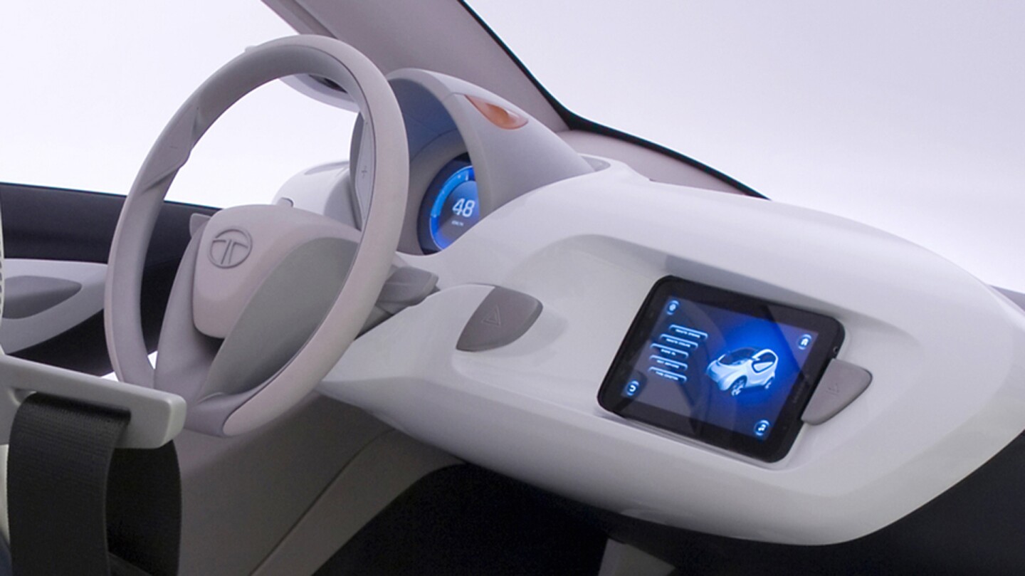 Inside, the system is based around the drivers personal "tablet"