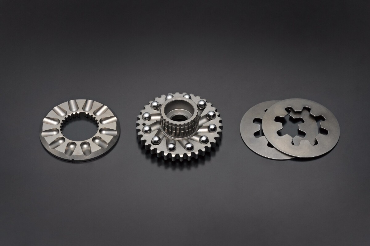 The variable valve timing system of the 2017 Suzuki GSX-R1000/R employs a simple centrifugal design
