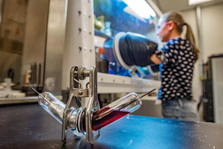 A lab-scale prototype of a newly developed molten salt battery