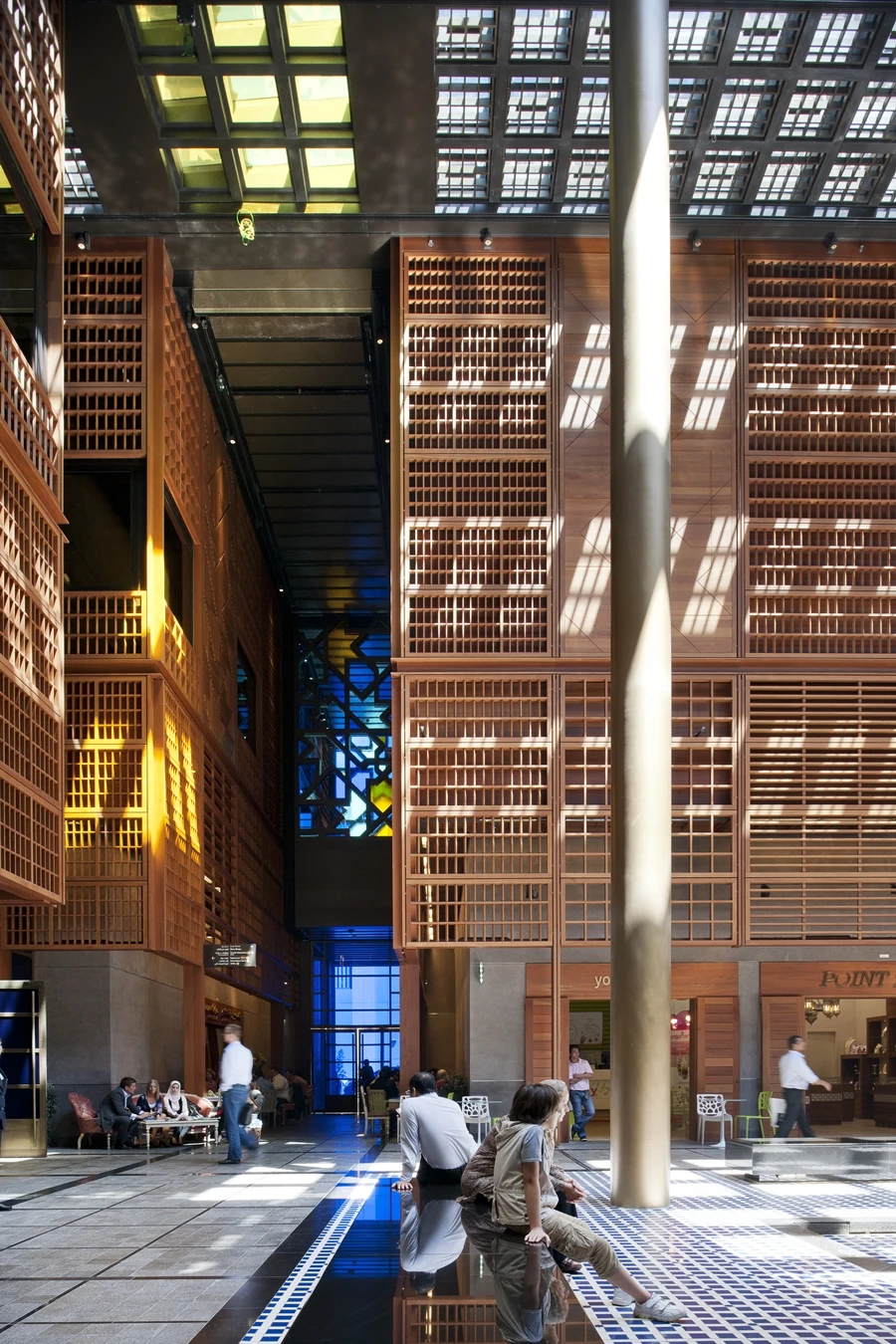 An open space in the Abu Dhabi Central Market (Photo: Nigel Young / Foster + Partners)