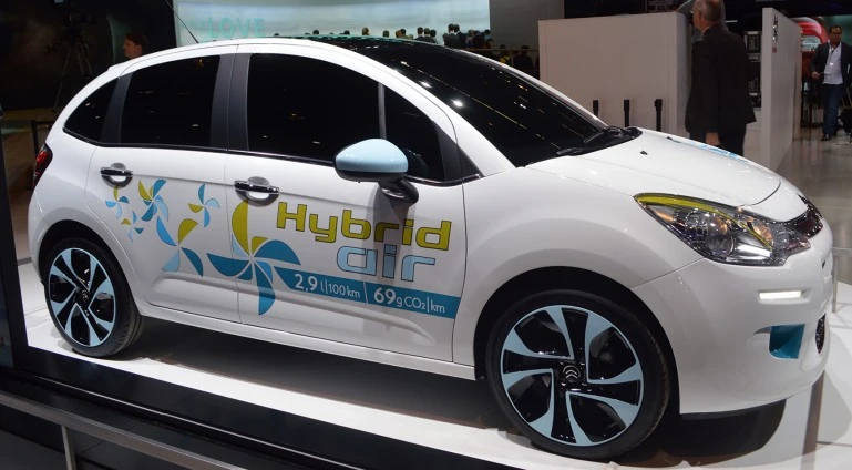 The Peugeot Hybrid Air concept at IAA 2013 in Frankfurt
