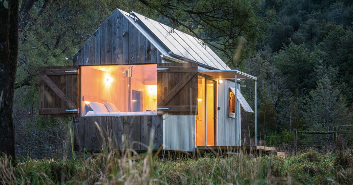 A closer look at Self Contained Tiny House