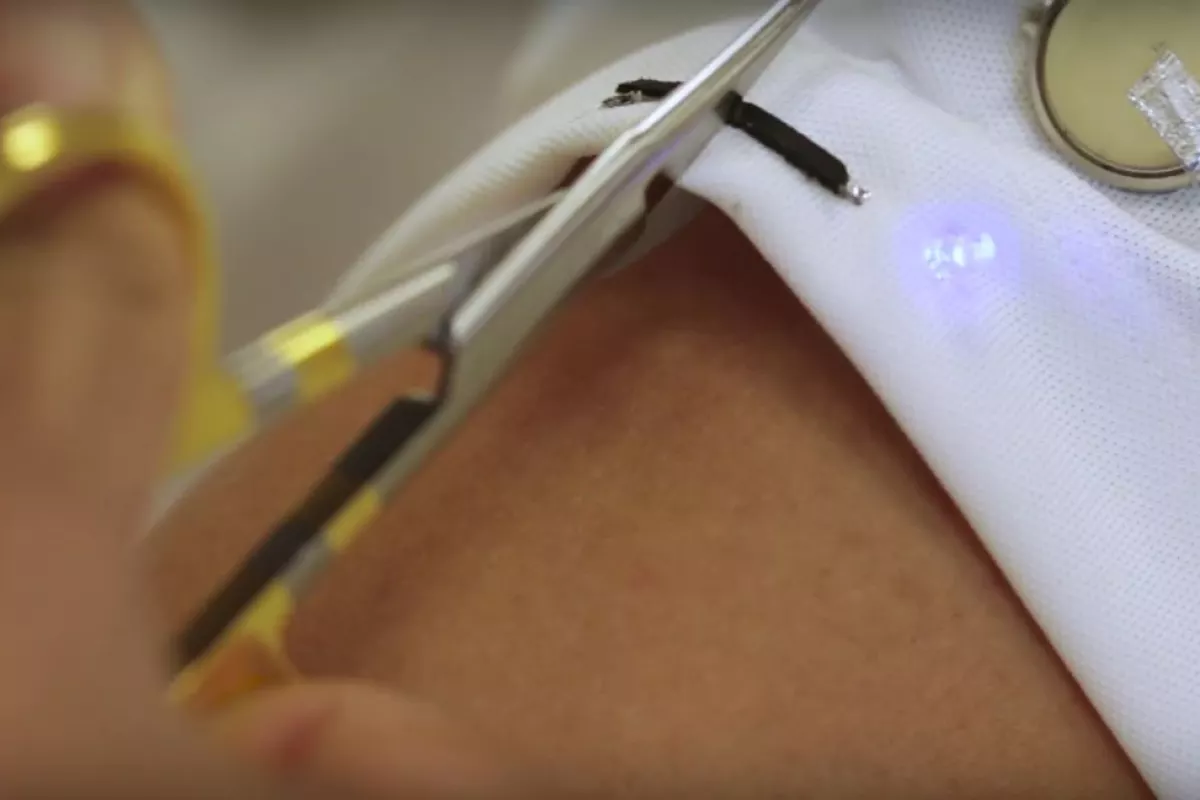 UCSD researchers have developed a magnetic ink that prints self-healing electronics