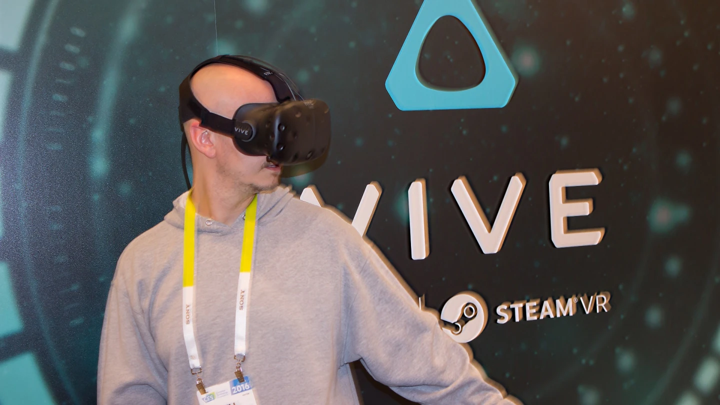 Using the HTC Vive Pre dev kit at CES