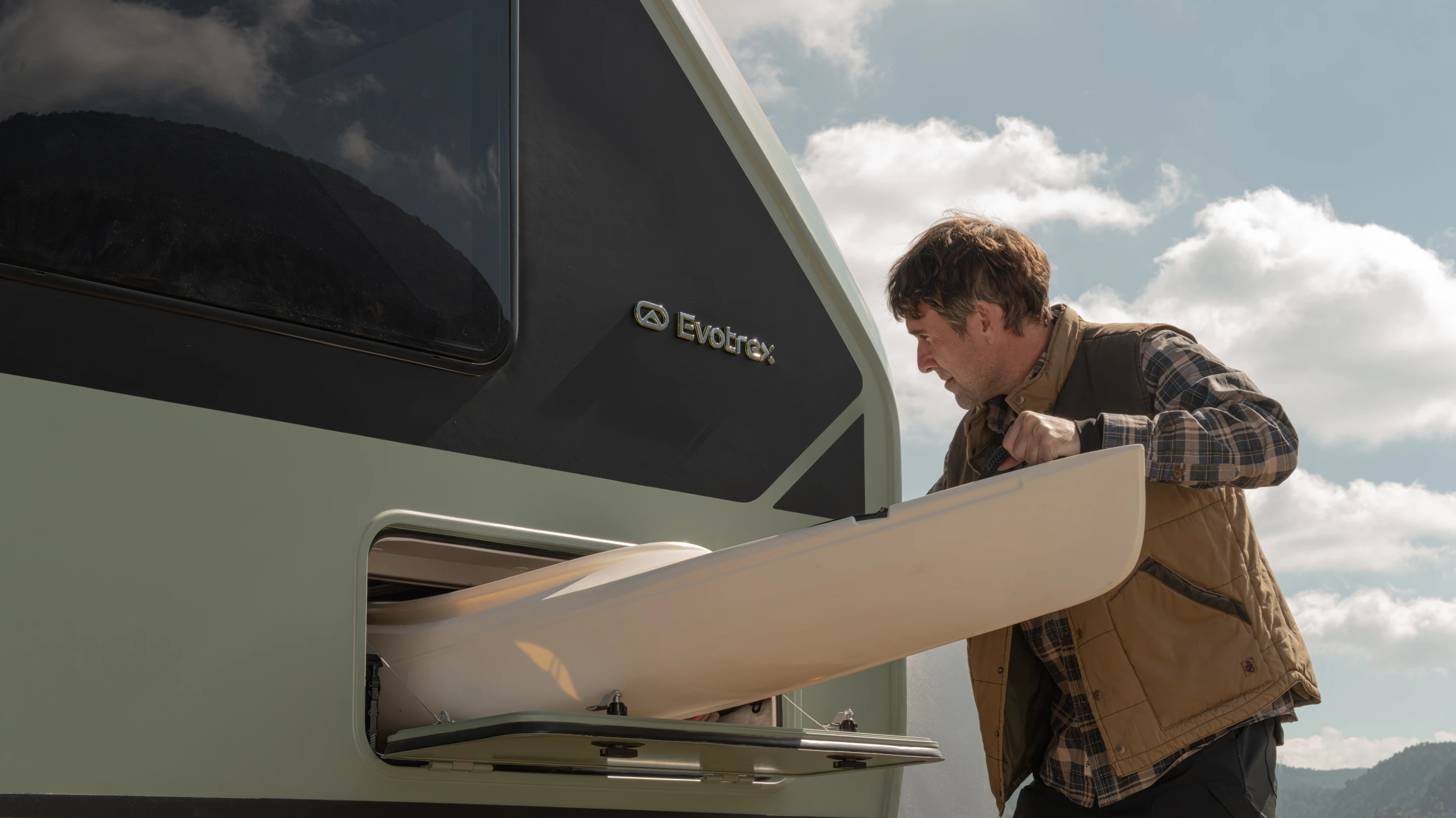 A pass-through garage that can swallow some kayaks