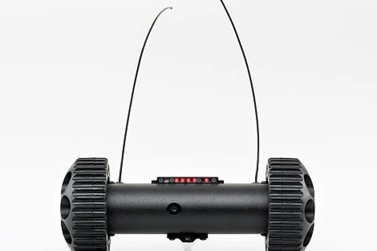 After pulling an activation pin, the hardy robots can be thrown into place, or fired from a tear-gas launcher.