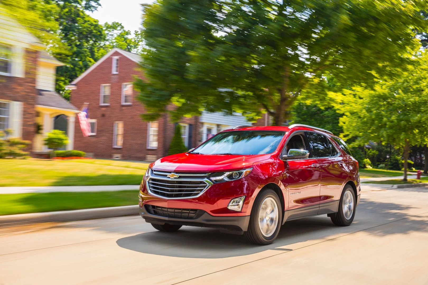 The Equinox as a whole sees a full redesign for the 2018 model year, shedding about ten percent of its body weight versus the 2017 model year