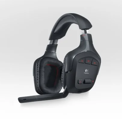 The G930 headset also benefits from gaming-grade 2.4 GHz wireless technology with dual antenna reception and uncompressed 48 kHz audio streaming