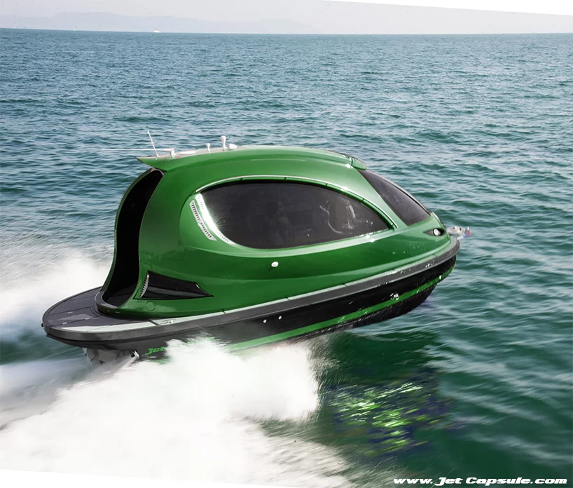 The new Reptile is a lighter and faster version of the Lazzarini-designed Jet Capsule