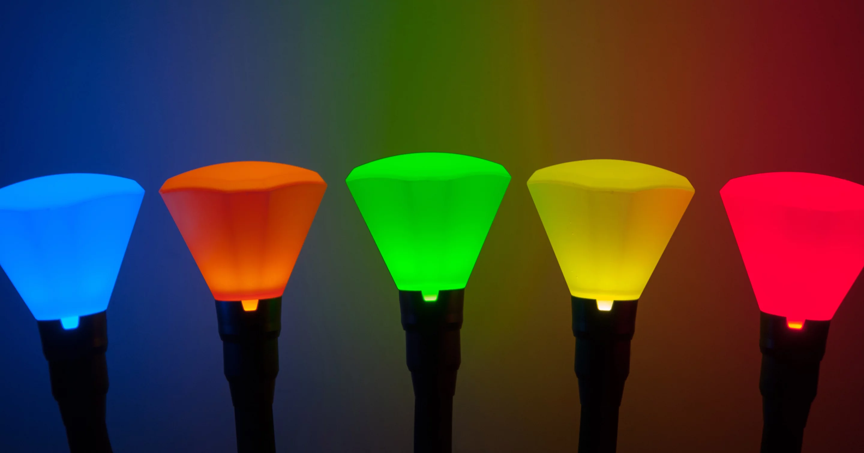 There are a range of diffusers (three grades) and multiple color filters which snap onto the Adaptalux lighting arms