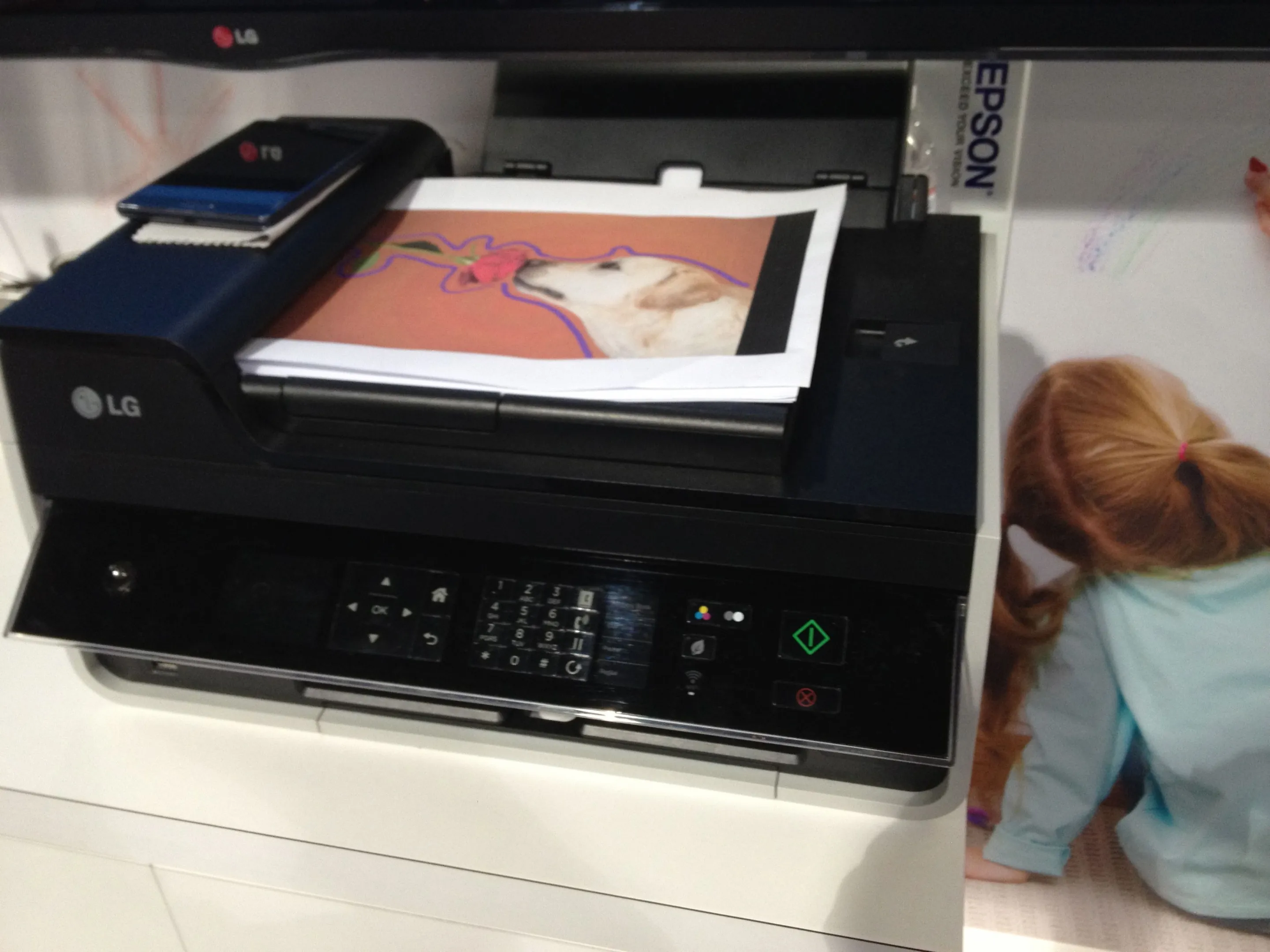 LG's new PenTouch TV features wireless printing