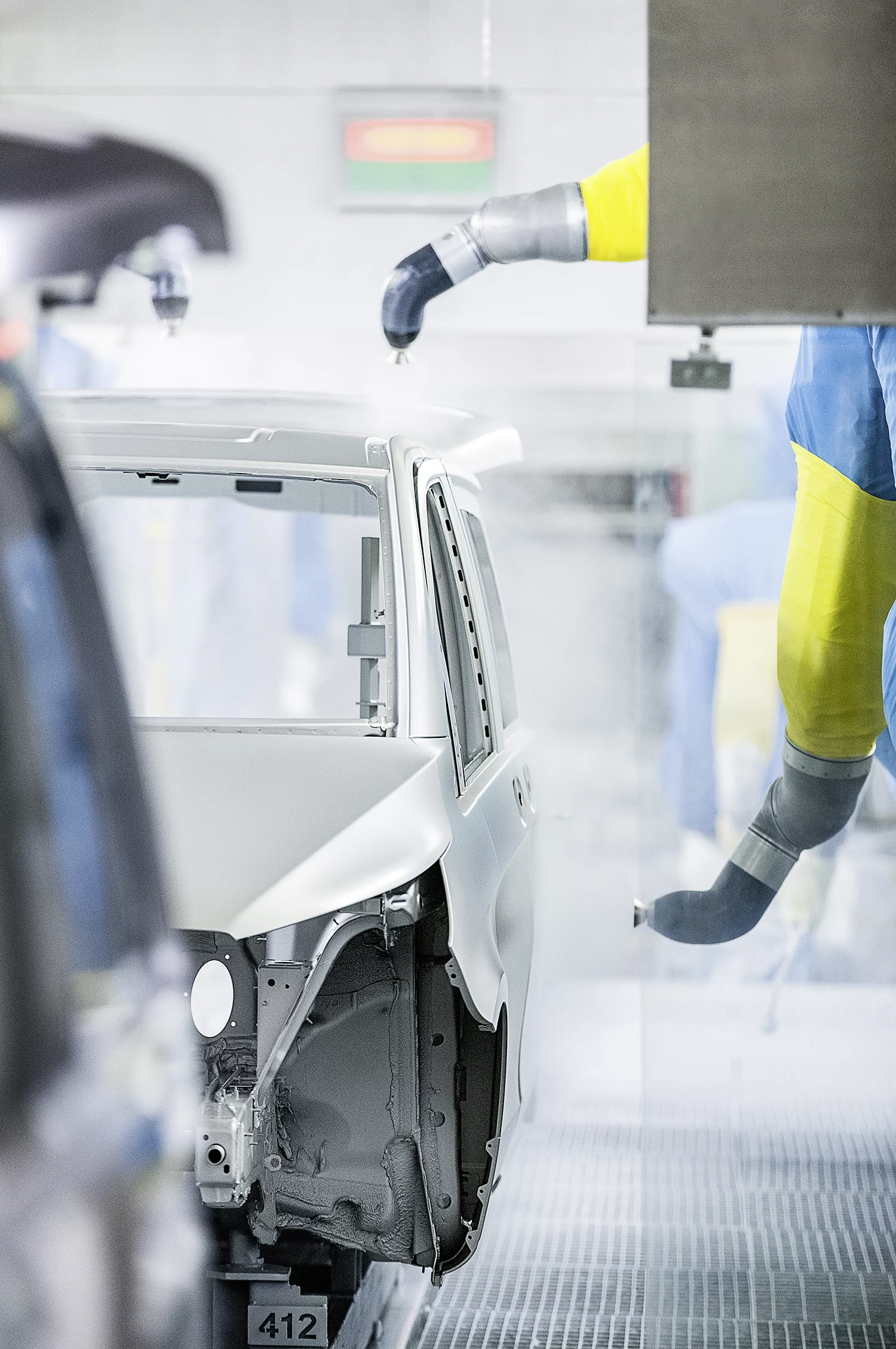 Detail of the Mercedes-Benz Vito painting process
