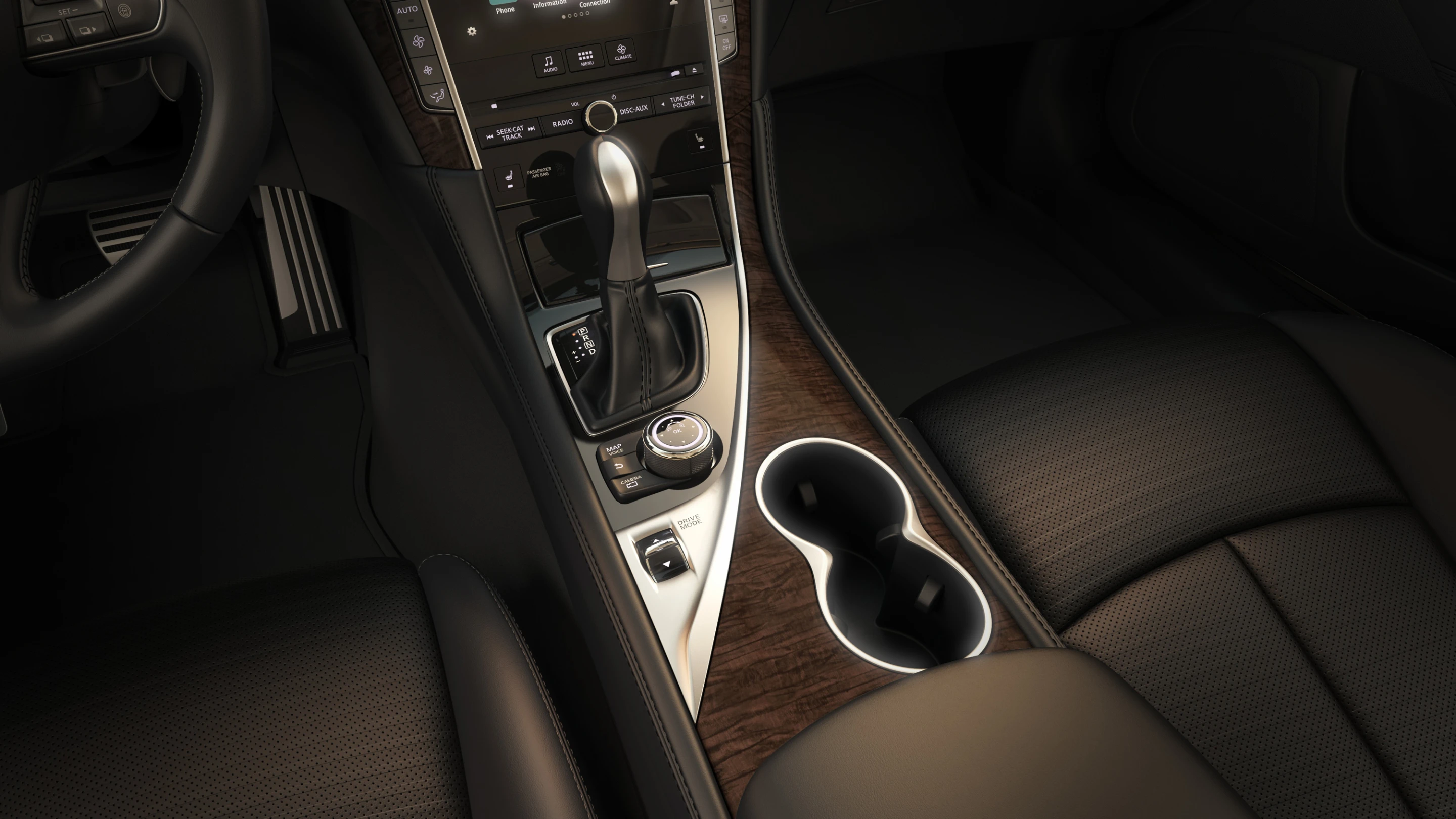 7-speed transmission can be run as full automatic or manual gearbox with shift adjustments available via one of the four driving modes