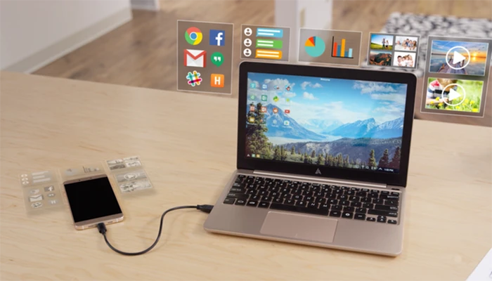 The Superbook leverages the processing power of modern smartphones