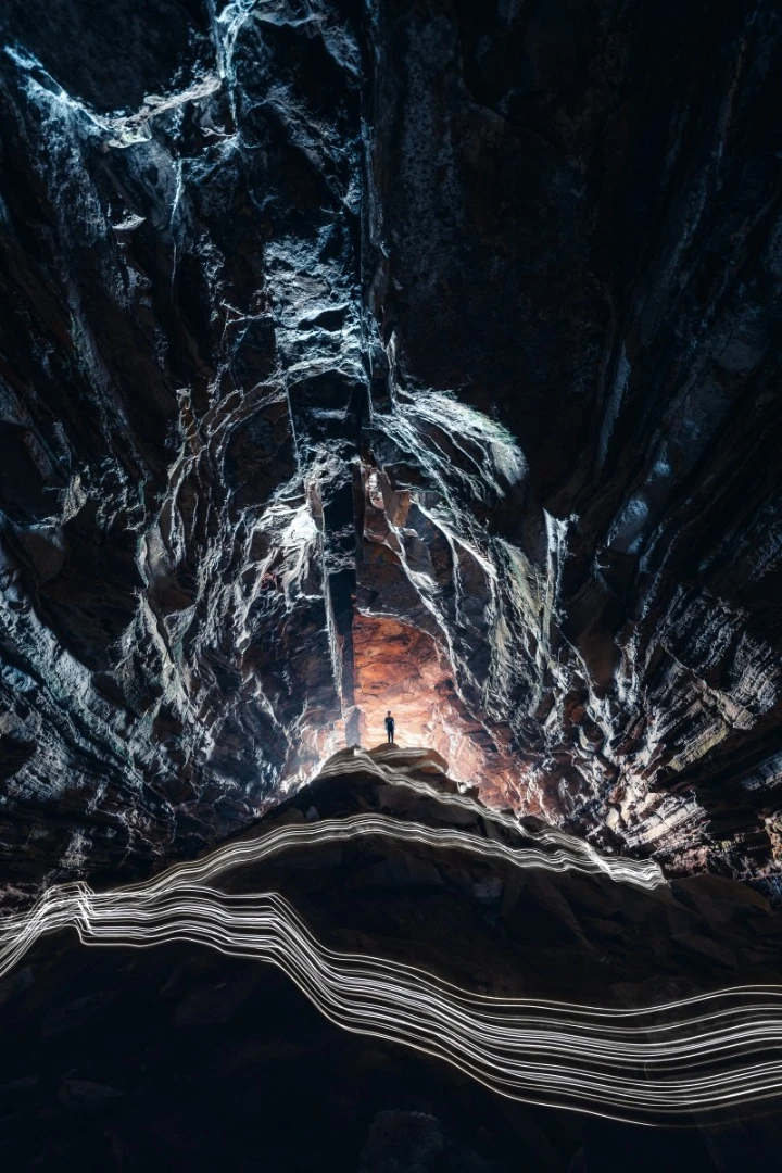 Manu Van Ogtrop: Light in the Dark - Chromatic Discovery of the Year 2018
