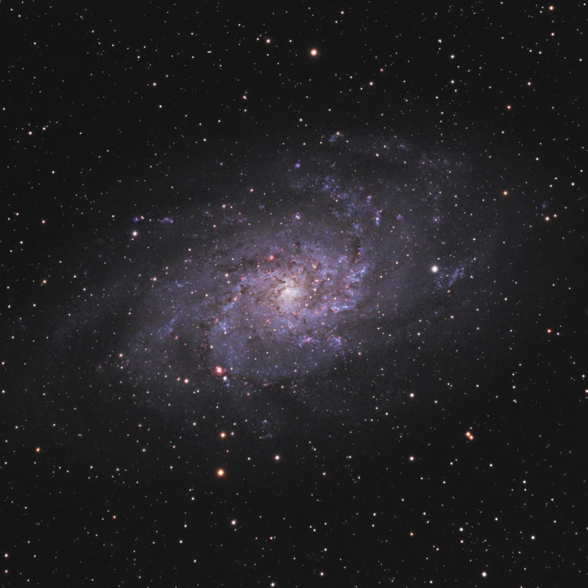 M33, the Triangulum galaxy, clearly showing the face-on spiral structure (Photo: Hewholooks)