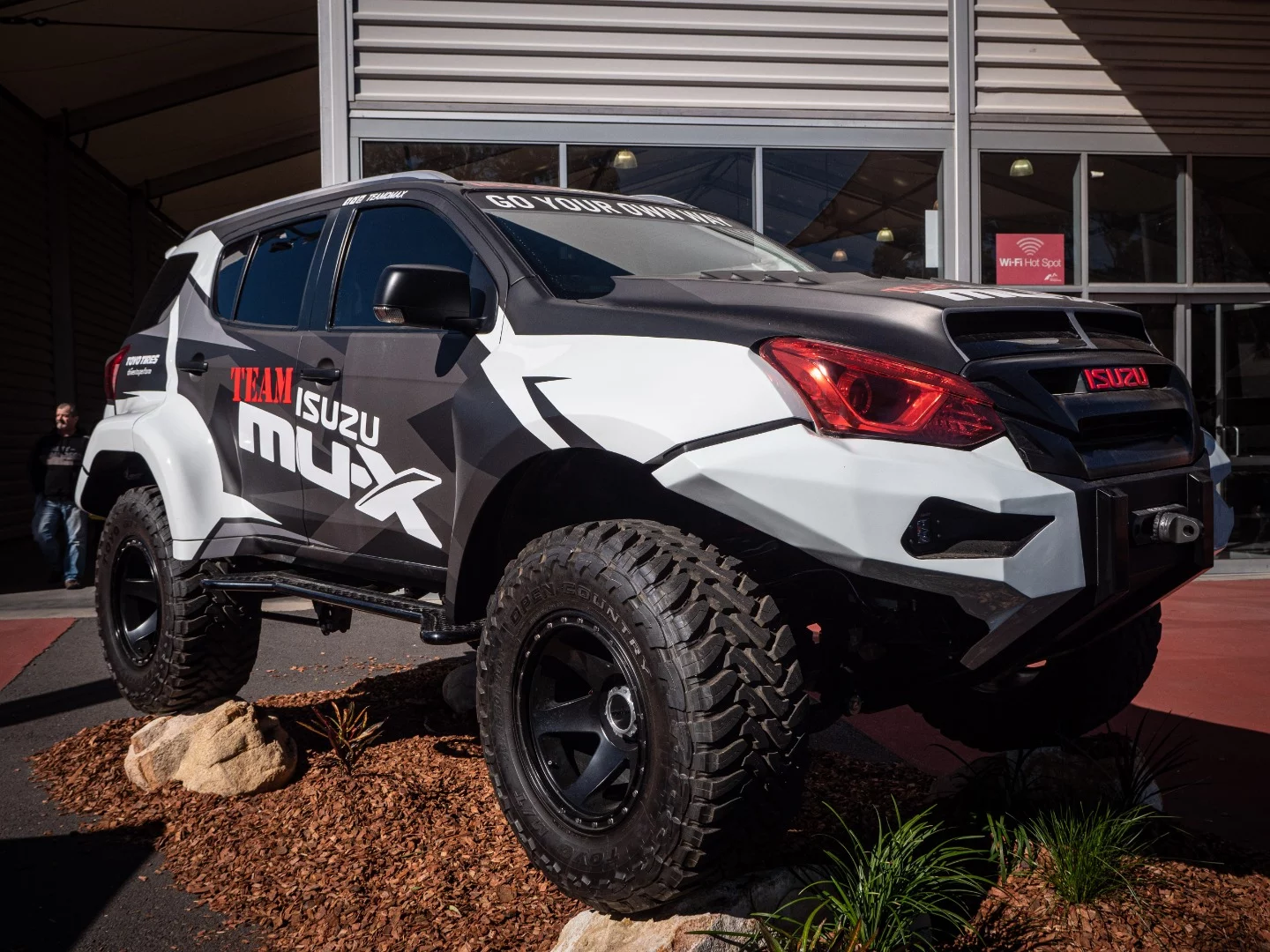 The massive Isuzu MU-X Concept made its debut at Aus4x4, with its 38-inch tires and seven inches of lift