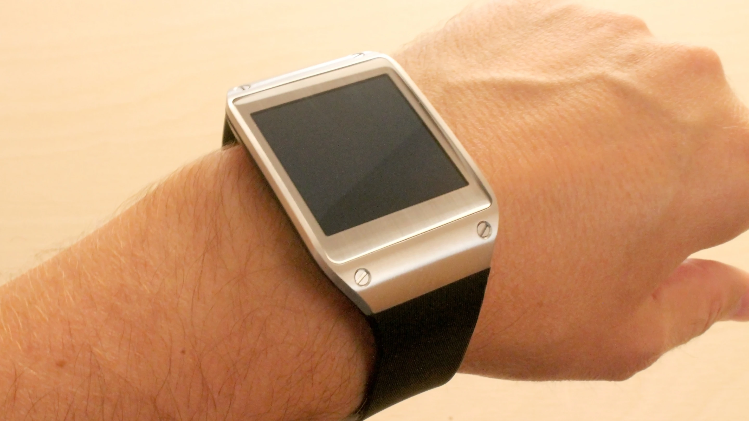 ... and after a customizable period, the screen times out and shuts off