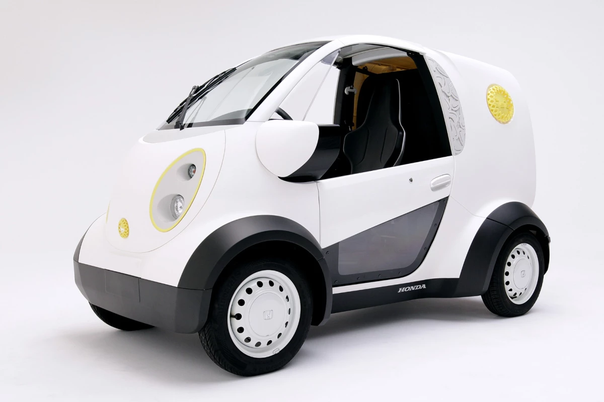 The Micro Commuter delivery vehicle was created for confectionary firm Toshimaya