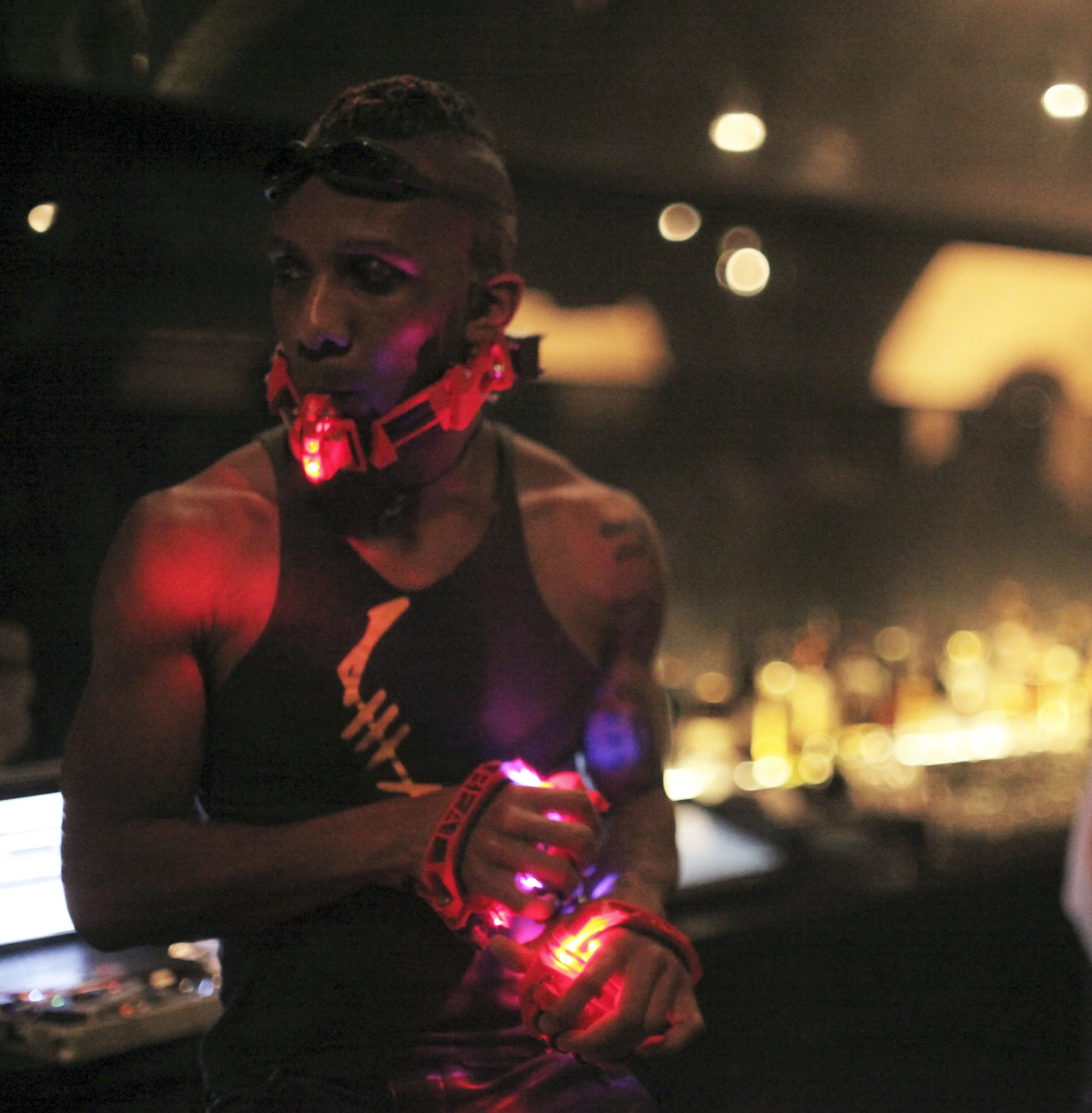 Onyx Ashanti creating some improvised digital music using the Beatjazz system