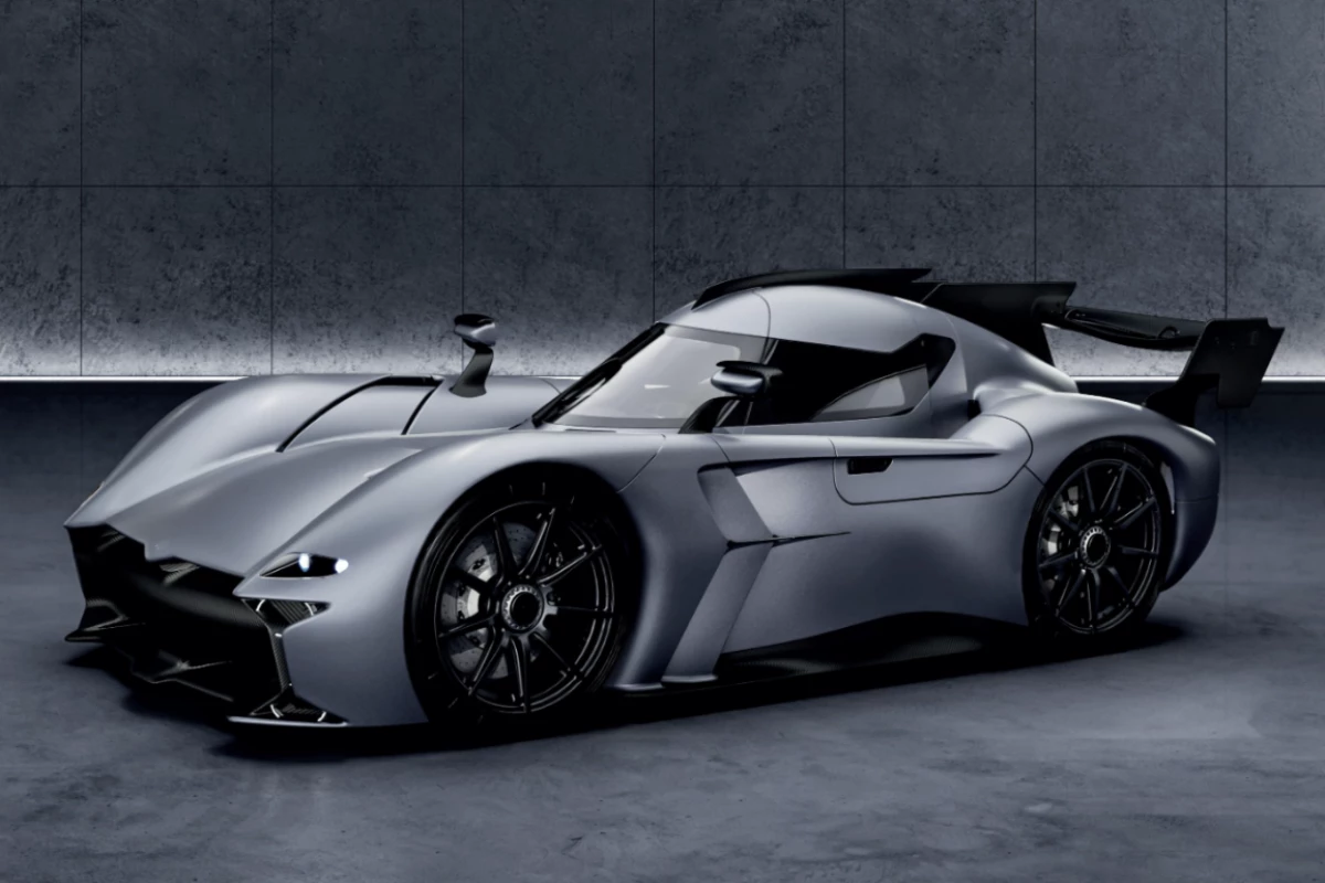 With a 0-60 time of 1.4 seconds, and a quarter-mile under eight seconds in the book, the McMurtry Spéirling makes all
