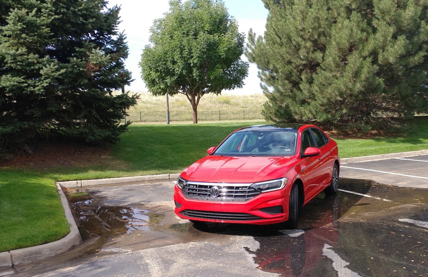 To simplify and keep costs low on the new Jetta, Volkswagen dropped all but one of the engine options for the 2018 Jetta in this new 2019 model