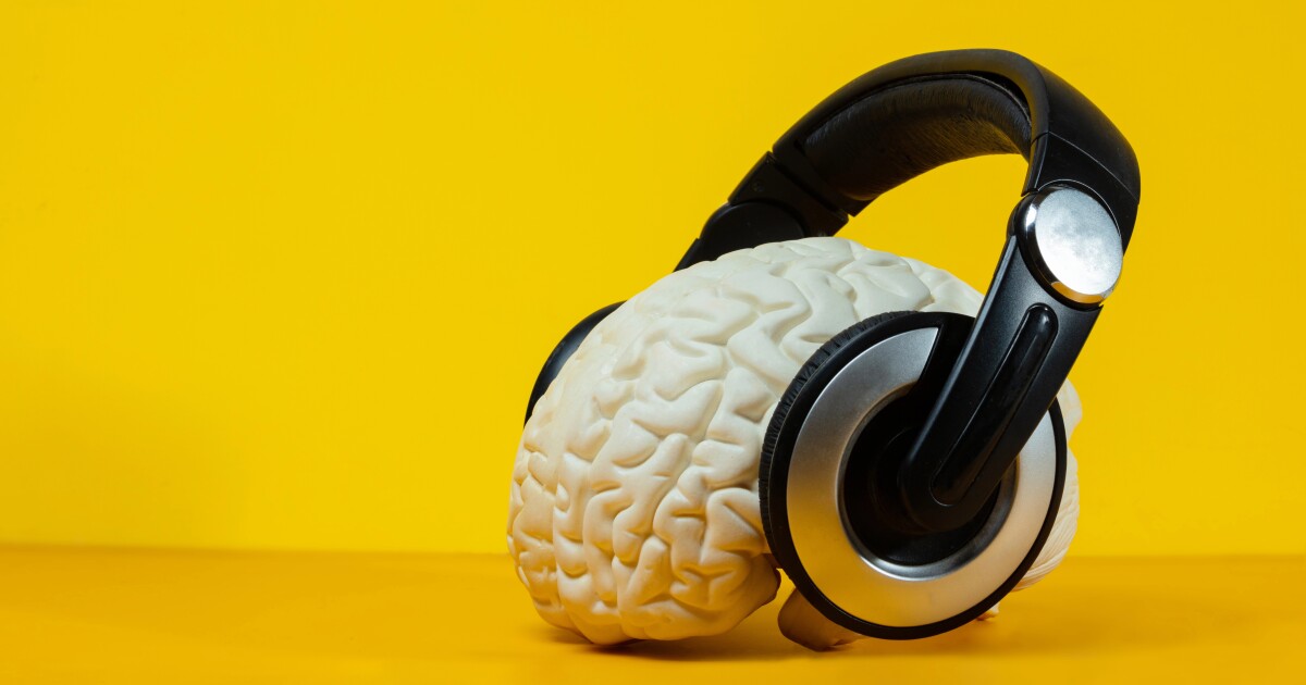 Musik dapat menurunkan risiko demensia hingga 39% pada orang dewasa yang lebih tua Musik dapat menurunkan risiko demensia hingga 39% pada orang dewasa yang lebih tua