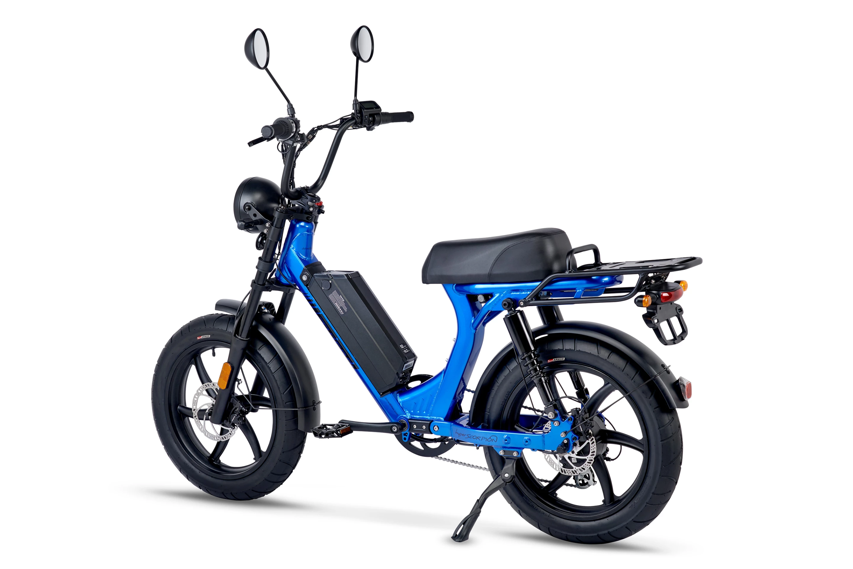 Beefy battery holds a kilowatt-hour of energy for serious 70-mile range figures