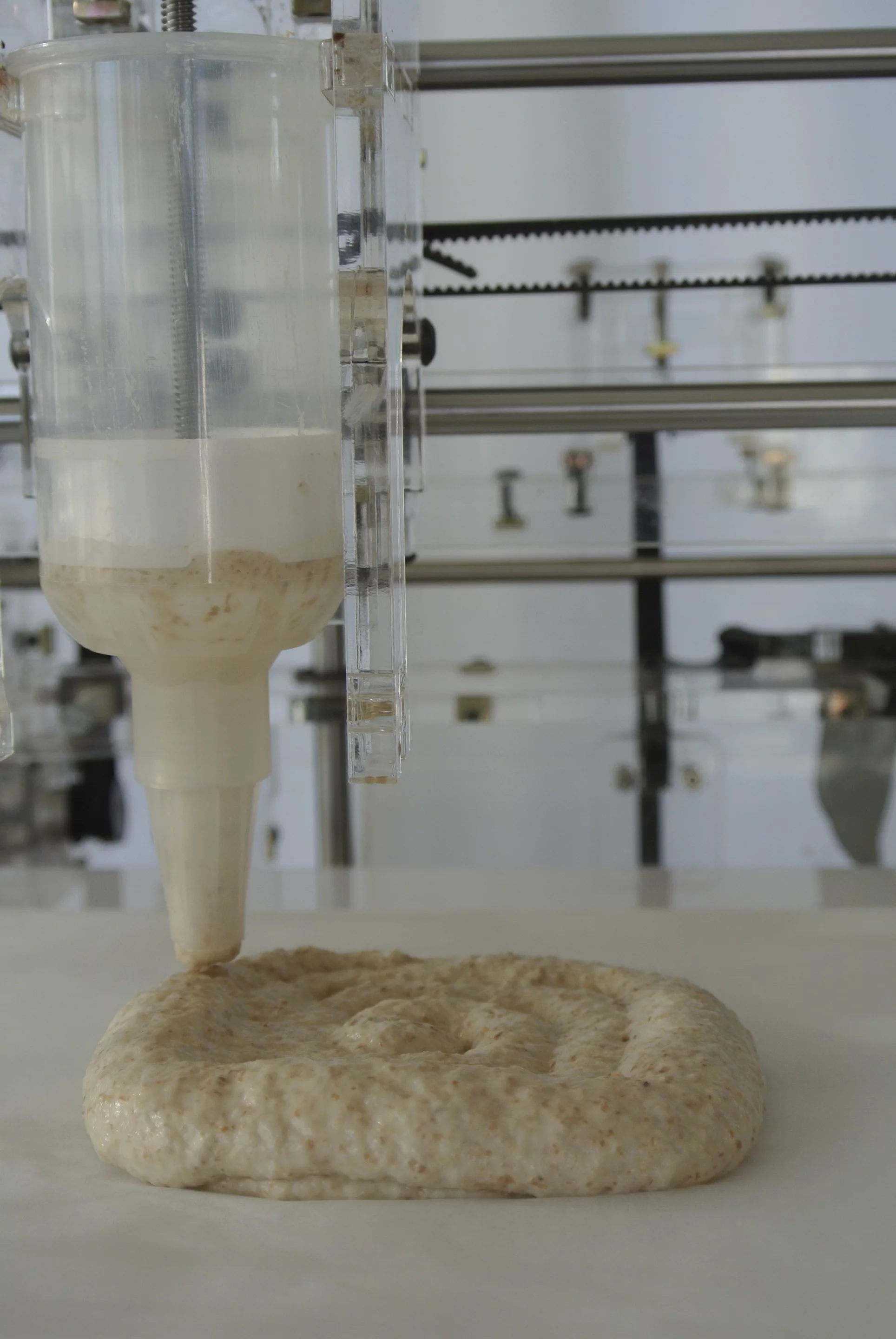 Foodini's 3D-"printed" pizza relied on extruding dough in a spiral circle