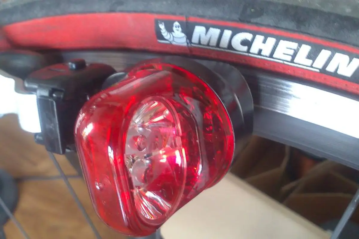 The Magnic Light iC tail light, in place on a bike