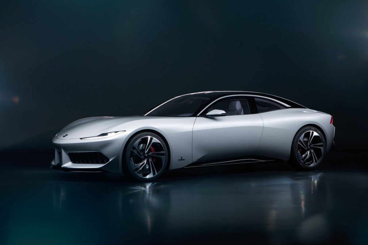 Pininfarina's most intensive work came with the GT two-door's sides, which feature a slender hourglass figure with smoother, softer surfaces and lines