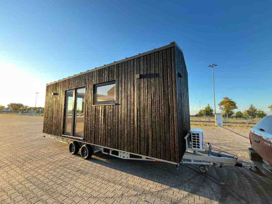 Minimalist 190-sq-ft tiny house goes back to small living basics