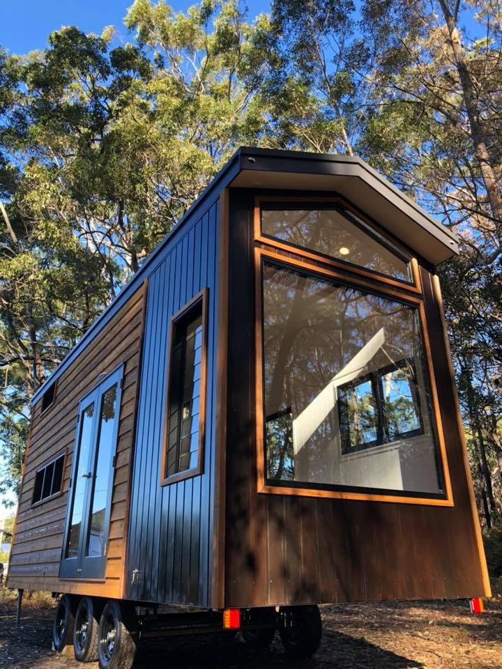 The entire house was specifically created and customized around the large window wall, which is positioned to capitalize on the views