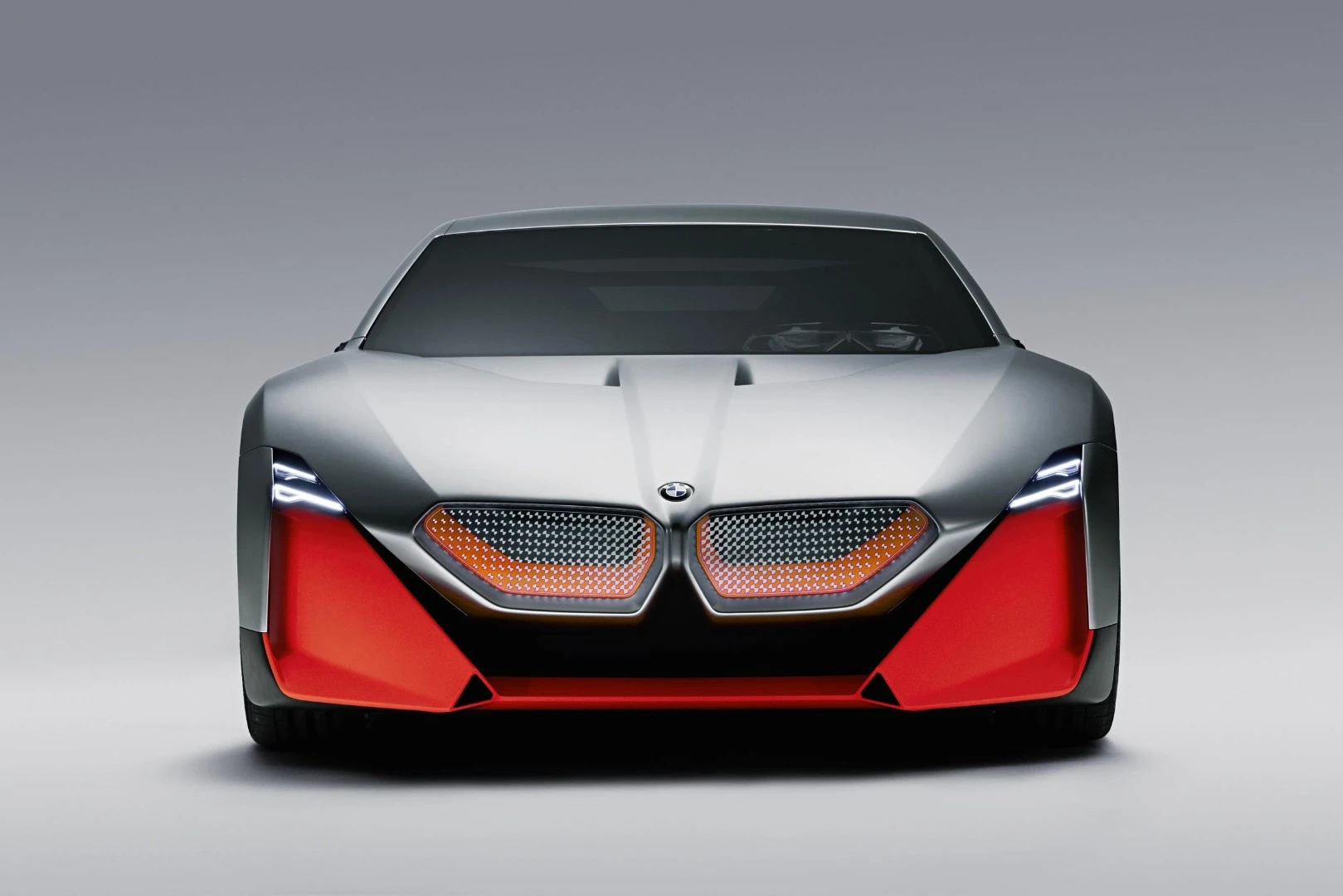 BMW gives its classic facial features some extra sharpness