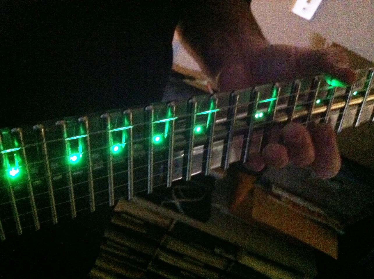 A clear acrylic cover called the Gittler Guard can be attached to the back of the instrument