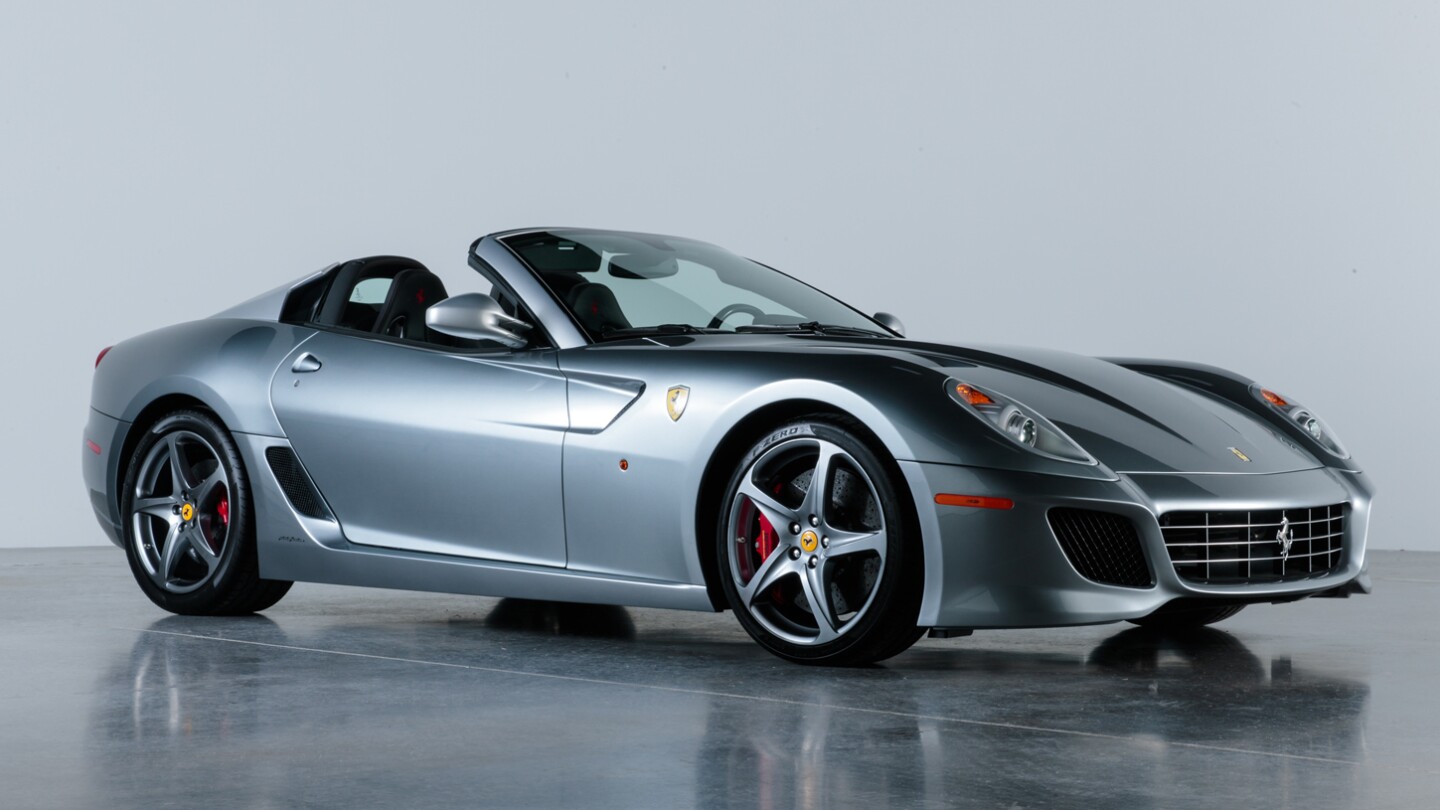 2018 Monterey Car Week Auction Report | 2011 Ferrari 599 SA Aperta | Sold for $1,072,500 | Estimate: from $1,300,000 to $1,600,000 | Auction: Gooding & Co | Lot 137 | Official Description