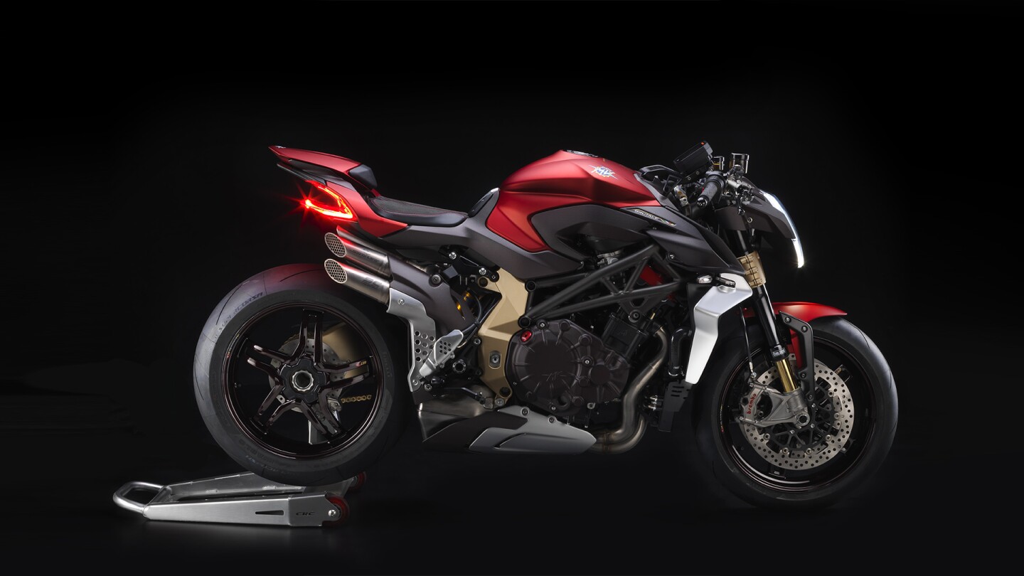 MV Agusta Brutale 1000 Serie Oro: as pretty and brutal as you'd expect