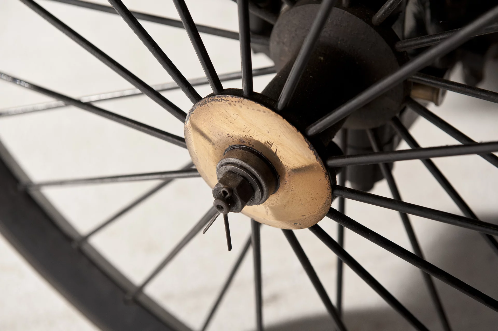 1884 De Dion Bouton et Trepardoux Dos-a-Dos Steam Runabout