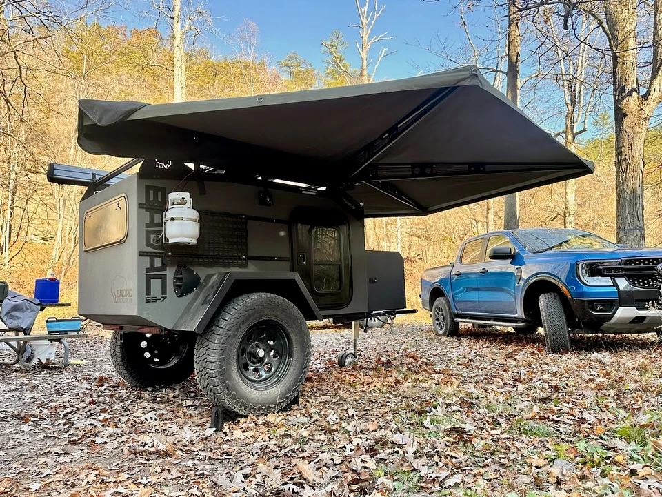 Badac offers a full roof rack, crossbars and tie-downs as optional, opening up plenty of possibilities for adding accessories