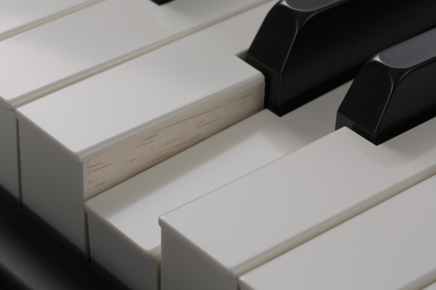 Yamaha introduces its "best stage piano to date," the CP4 Stage