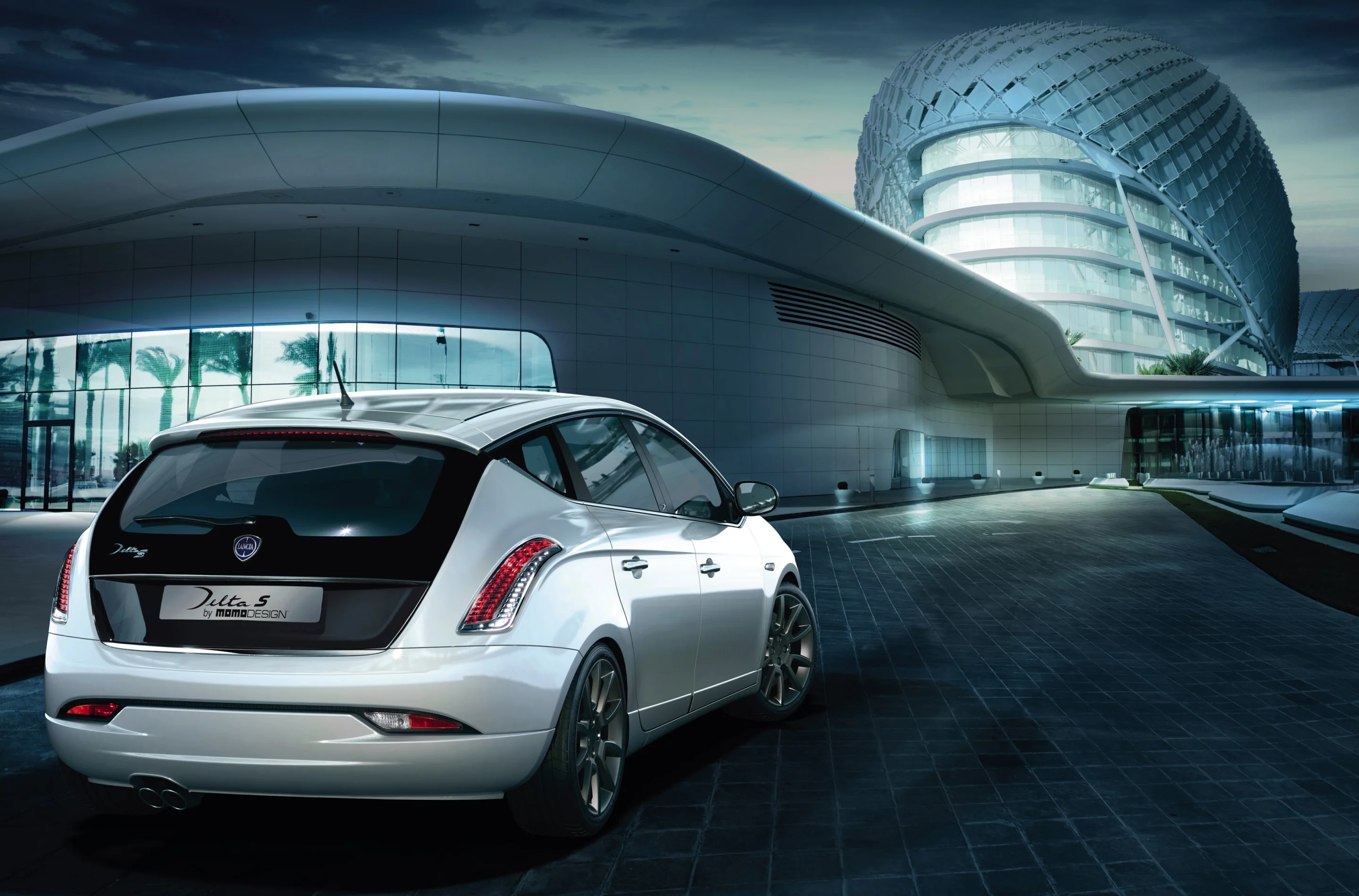 Delta S is powered by a1.9-liter Twin Turbo MultiJet engine, producing 190 hp and 295 lb.ft (400 Nm) of torque